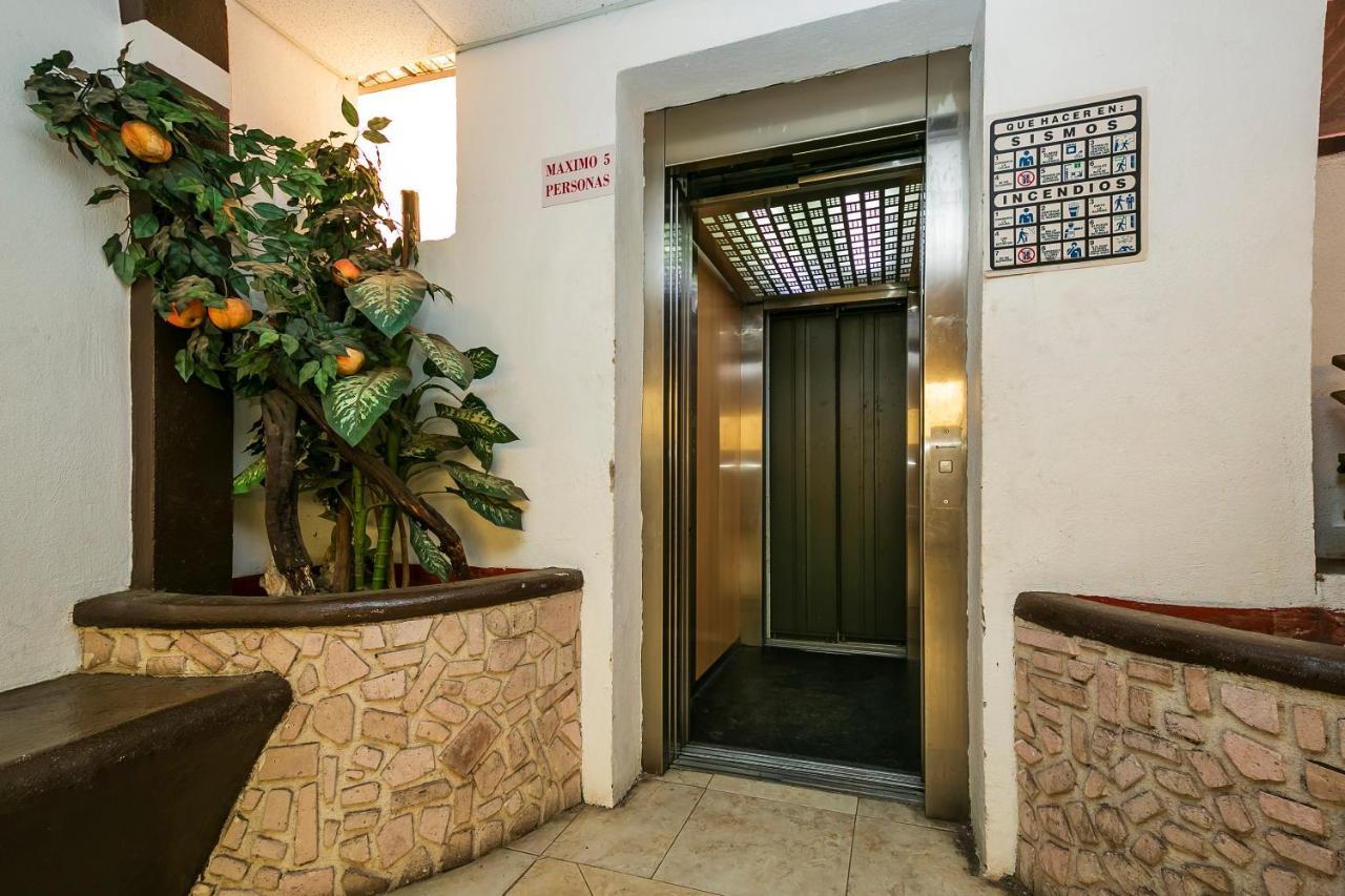 Capital O Hotel Victoria موروليا المظهر الخارجي الصورة
