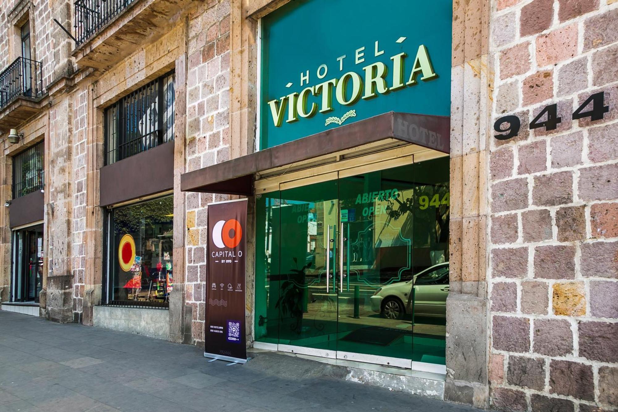 Capital O Hotel Victoria موروليا المظهر الخارجي الصورة